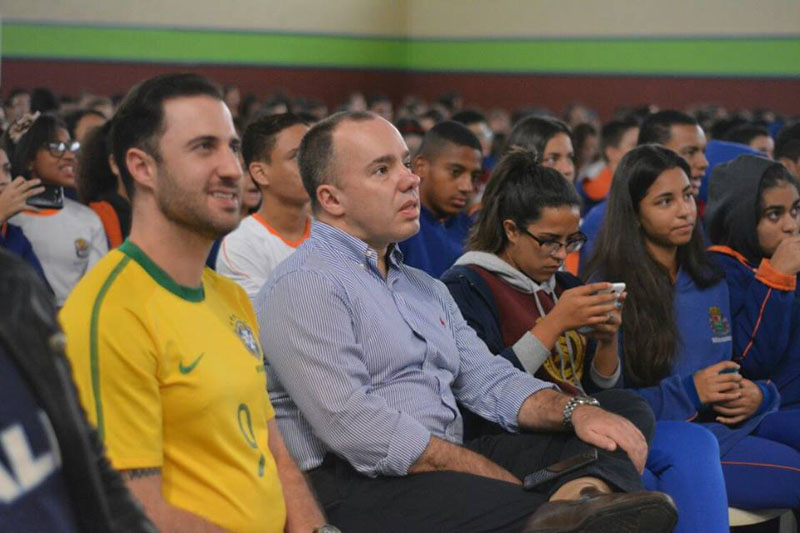 Kiko participa de atividade com alunos da E.M Eng. Carlos Rohm I ...